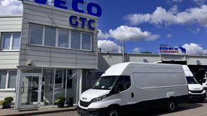 IVECO Daily 35S18A8 V FURGON